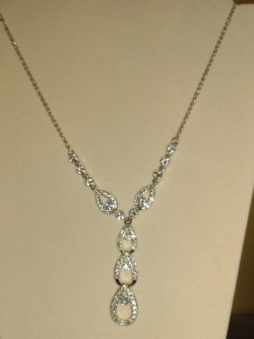 Silver Teardrop Crystal Pendant Necklace - Women Jewelry